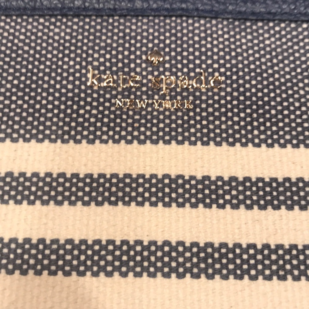 NWT KATE SPADE CLUTCH FABRIC BLUE STRIPE - Picture 3 of 3